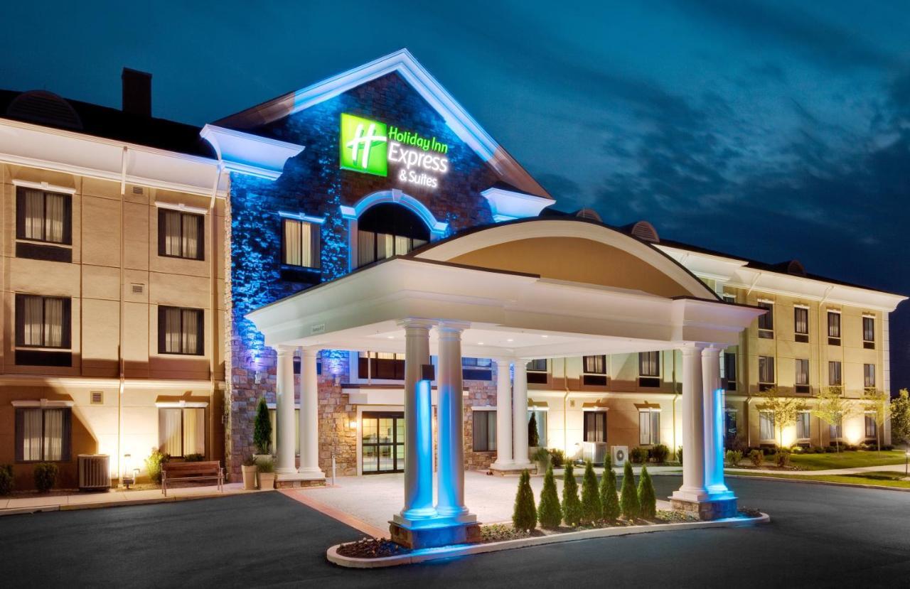 Holiday Inn Express Hotel & Suites Warminster-Horsham, An Ihg Hotel Exterior photo